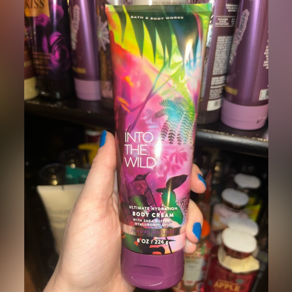 Bath and Body Works Into The Wild Body Cream
